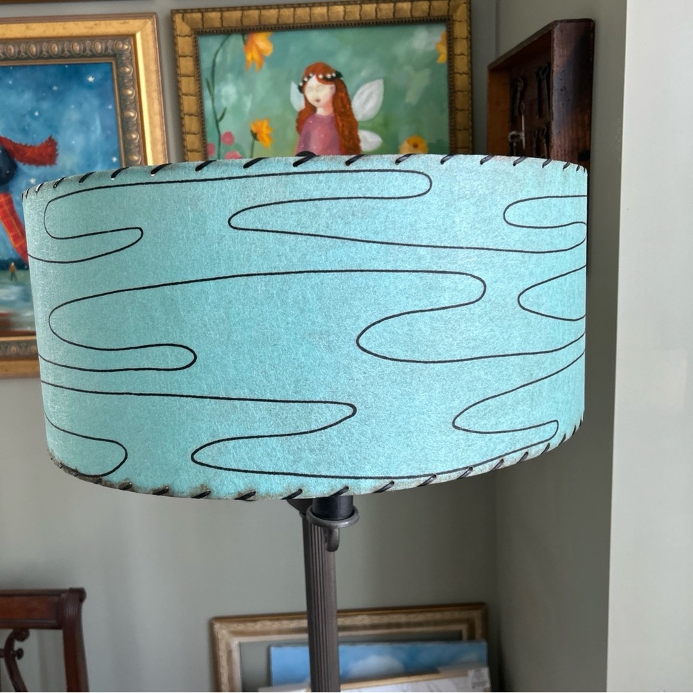 Vintage MCM fiberglass lamp shade Atomic